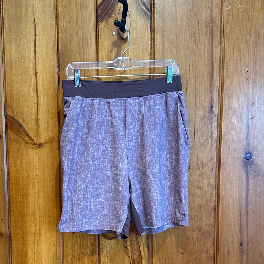 Lululemon Shorts T.H.E. 9" Men's Size M Linerless Training Gym Heather Red